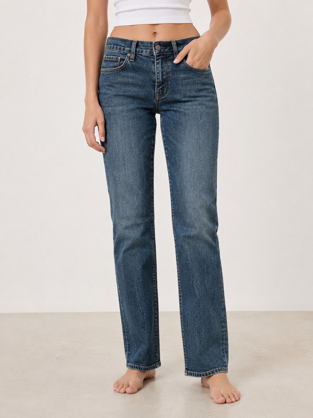 Levi’s Mid Rise Straight Jeans Women’s 12 Short Medium Wash Stretch Denim